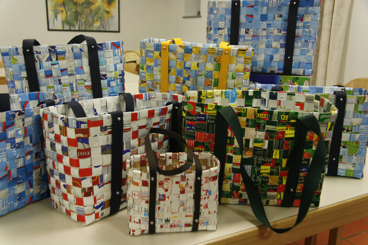 Modische Einkaufstaschen aus leeren Milchtüten: Einkaufskorb, Einkaufskörbe, TetraPak, Milchkartons, Recycling