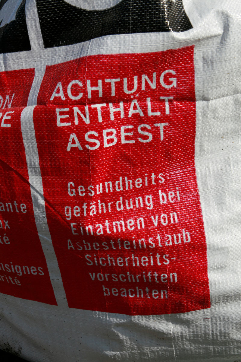 Bigbag (Kunststoffgewebesack) für asbesthaltige Abfälle mit Warnhinweis: Asbestplatten, Eternitplatten