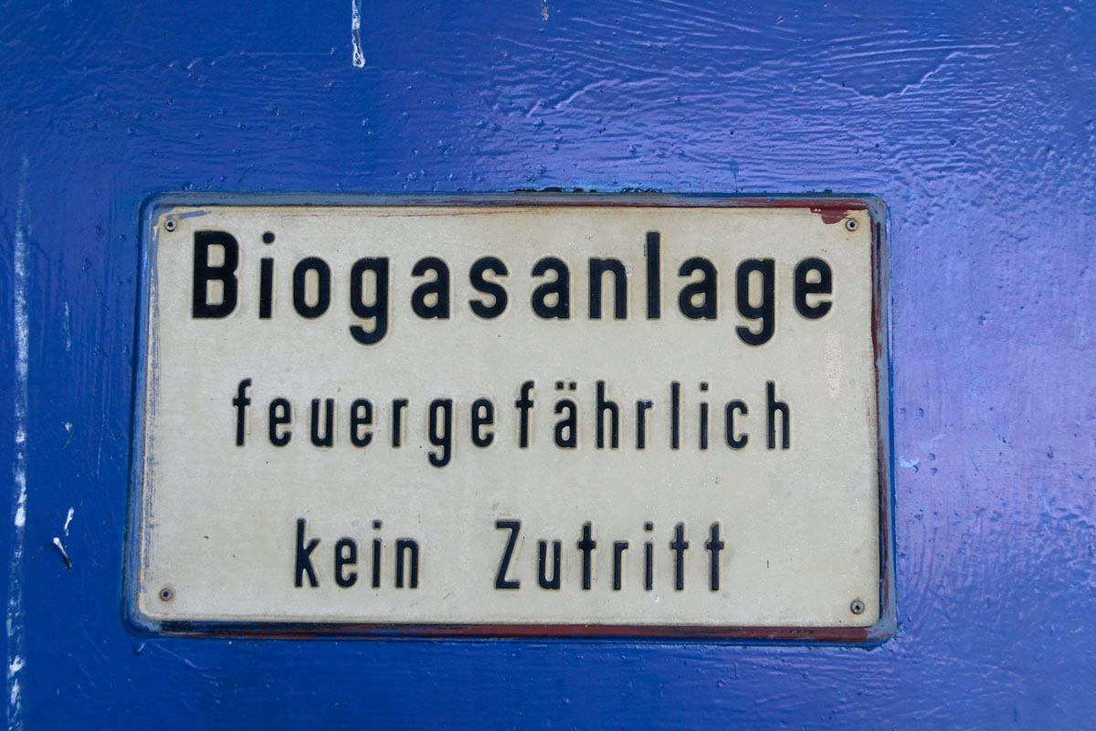 Warnschild / Hinweisschild: Biogasanlage feuergefährlich kein Zutritt