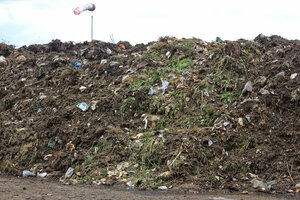 Bioabfälle, Bioabfallhaufen, Windsack, kompostierbarer Abfall, Vergärungsanlage