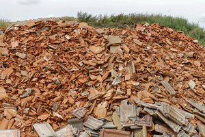 Ziegel, Ziegelschutt, Dachziegel, Ziegelhaufen