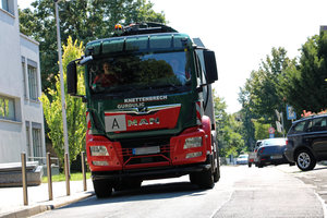 Müllfahrzeug, Mülllaster, Müllauto, Hecklader