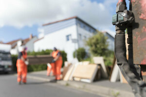 Sperrabfallabfuhr, Sperrabfall, Sperrabfälle, Müllwerker, Müllfahrzeuge