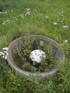 Gasbrunnen auf einer Hausmülldeponie