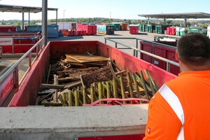 Altholzcontainer, Wertstoffhof, Überdachung, Wertstoffcontainer, Containerbuchten