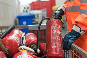 Problemabfall, Problemabfälle, Sonderabfall, Sonderabfälle, Feuerlöscher, Feuerlöschgeräte