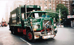 Müllfahrzeug in New York