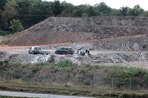 Bauschuttdeponie, Anlieferung, Anlieferer, PKW, PKW-Anhänger