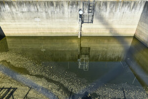 Ehemalige Hausmülldeponie, Sickerwasserbecken, Rekultivierung