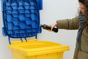 Speiseöl, Speisefett, Frittierfett, Speisefettsammlung, Speiseölsammlung, Sammelbehälter, Sammeltonne, Sammelgefäß