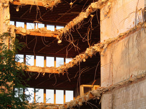 Abbruch, Abriss, Haus, Gebäude, Schule, Betondecken