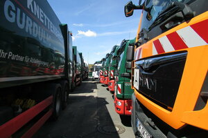 Müllfahrzeug-Flotte, Mülllaster, Müllautos