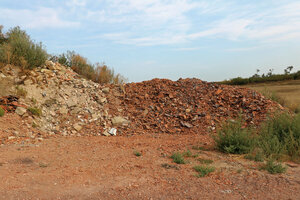 Bauschutt, Ziegelschutt, Ziegel, Dachziegel, Beton