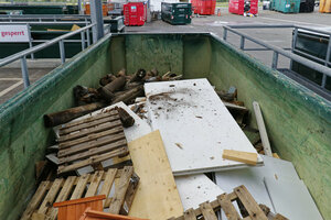 Sammelcontainer für Holzabfall, Holzabfälle